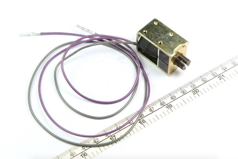 A9056037 Penutup Keep Solenoid - Commercial Embroidery Machine ulasan dan harga